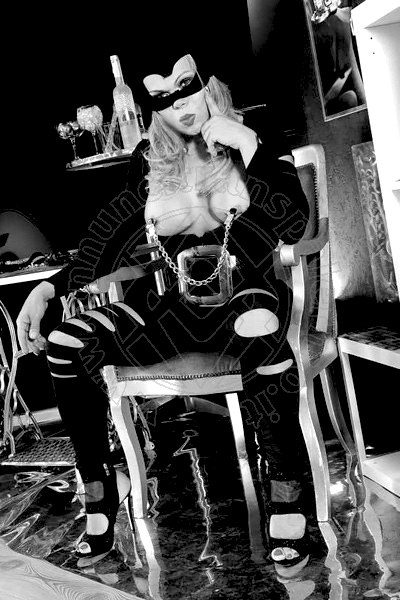 Foto Lady Ale Cavallona  Annunci Mistresstrans Legnano